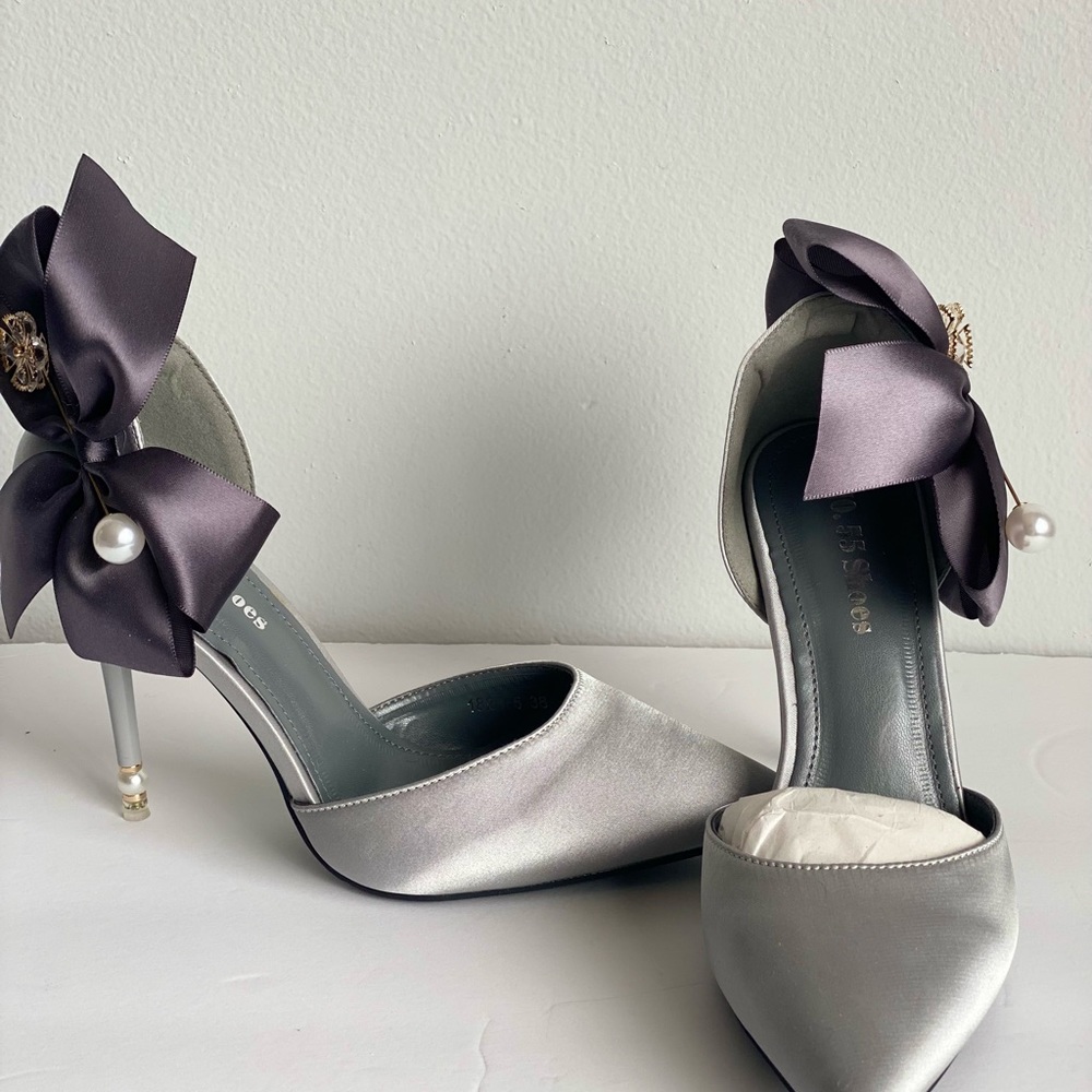 Extravaganza Pearl Heels